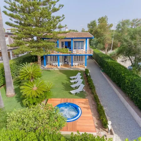 Doris Villa